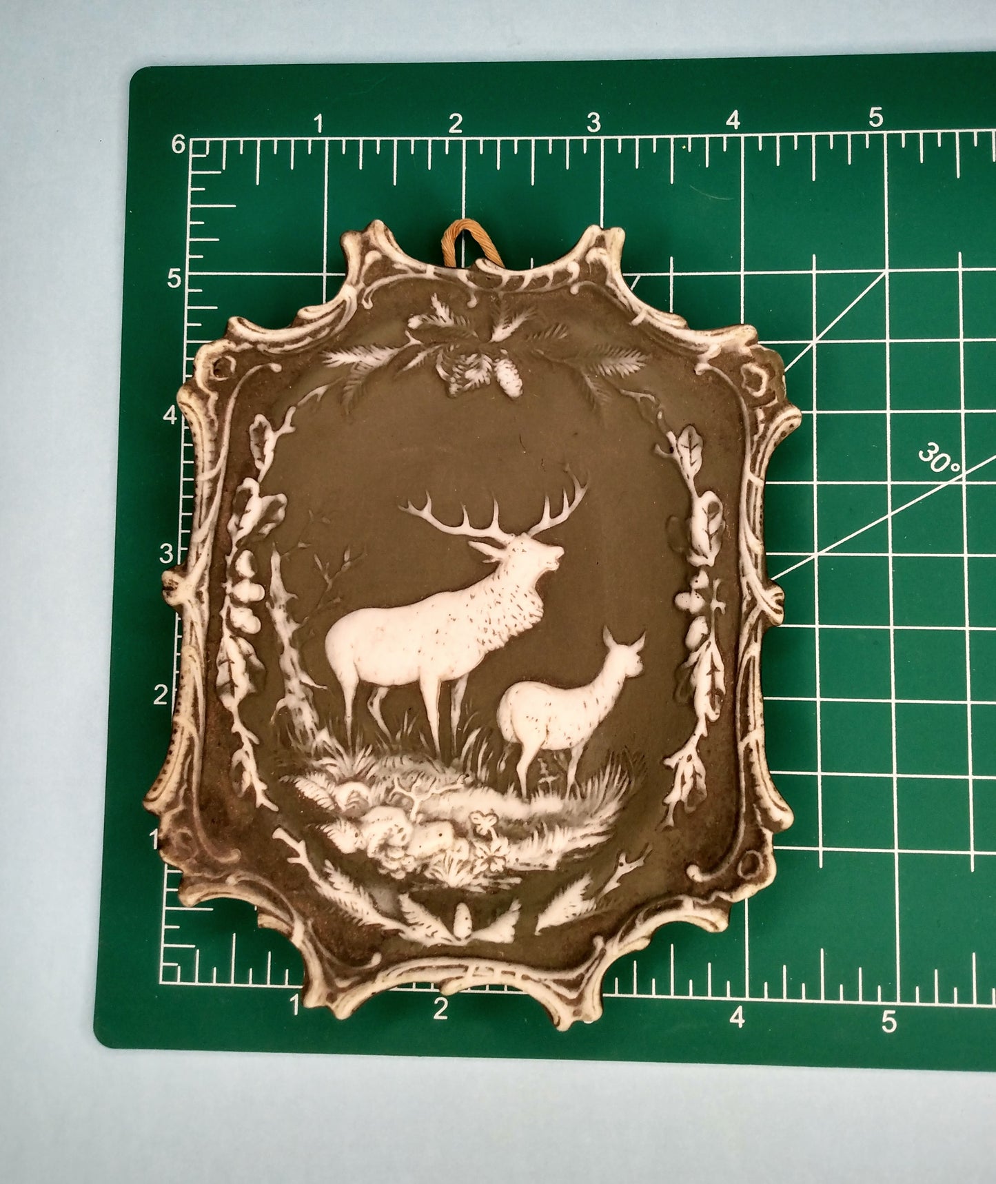 Antique Green jasperware elk plaque *FREE SHIPPING