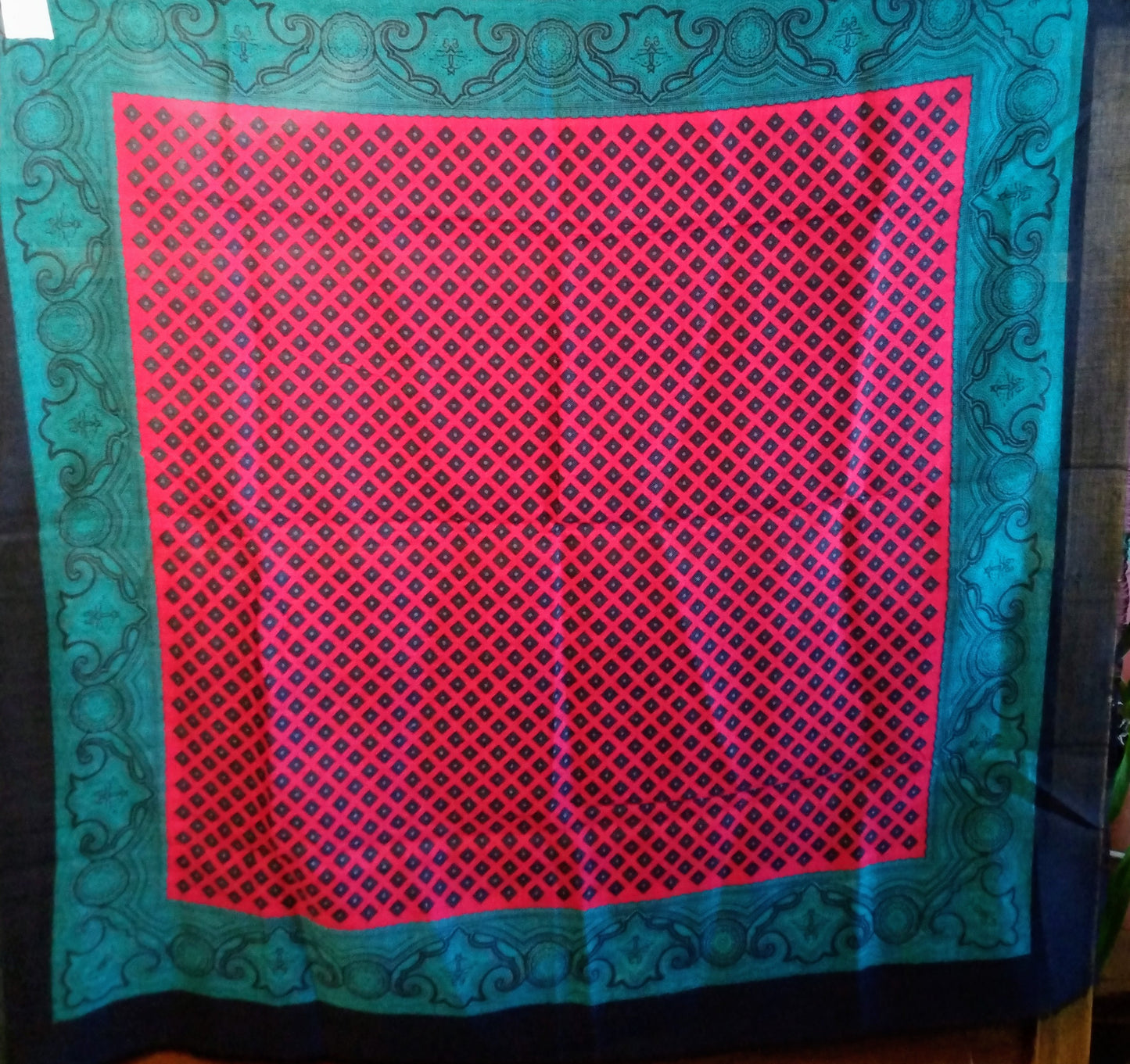 Vintage Glenex scarf with paisley design