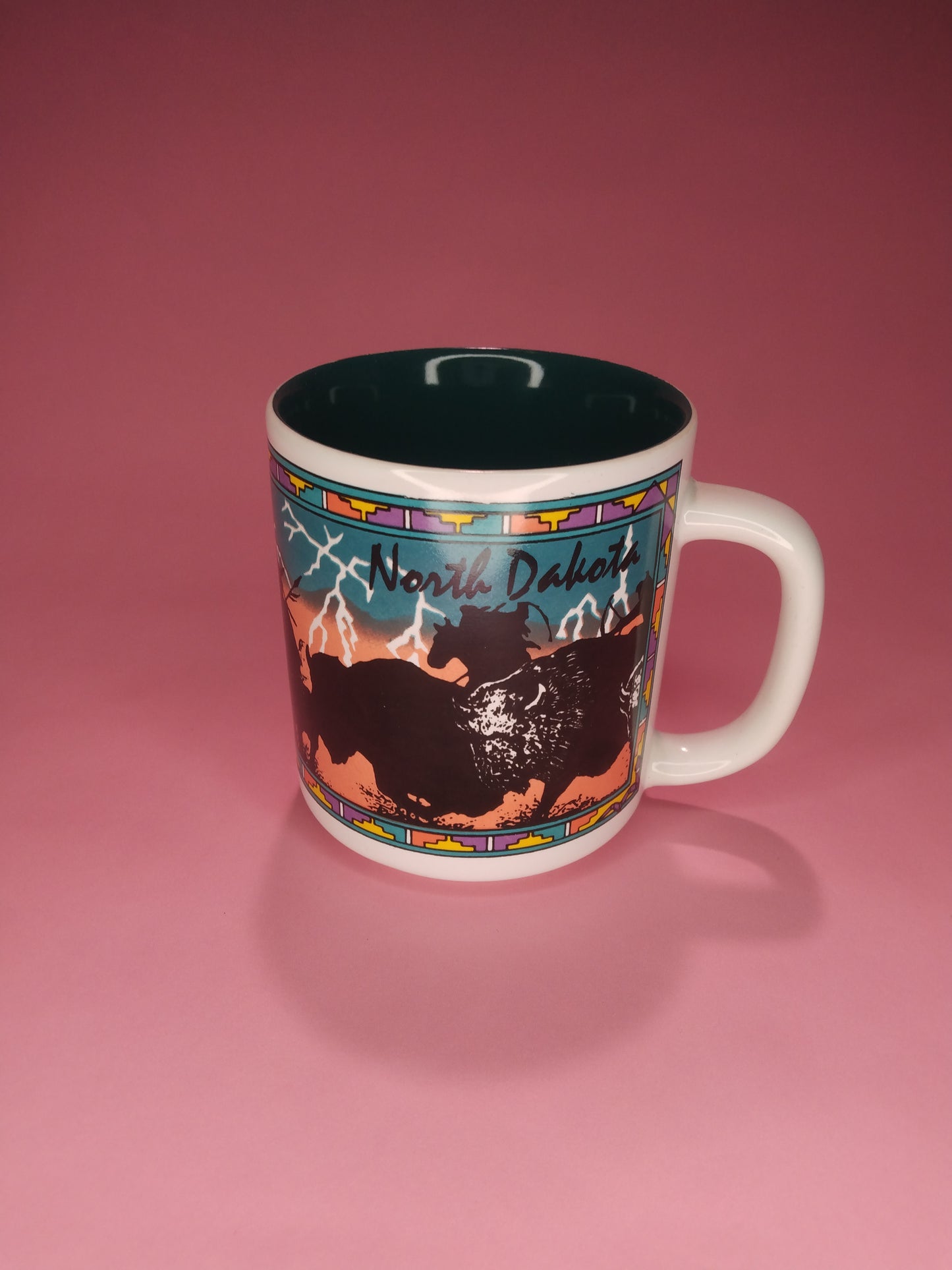 Set of 3 Vintage American west souvenir mugs