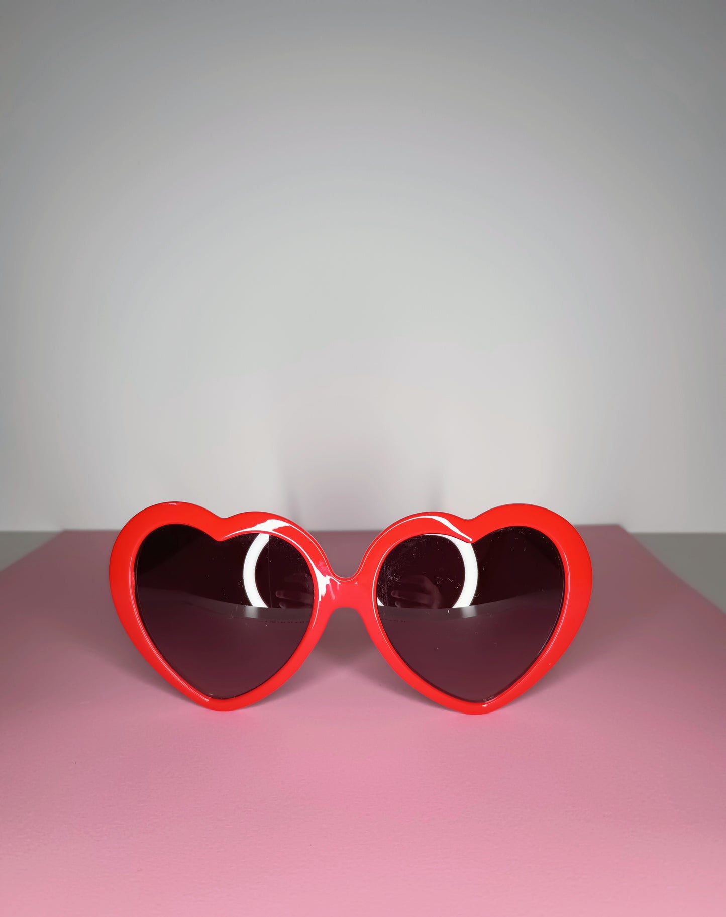 MODERN red heart shaped sunglasses *FREE SHIPPING