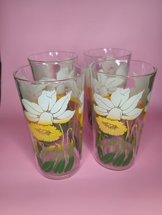 Set of 4 vintage daffodil glasses